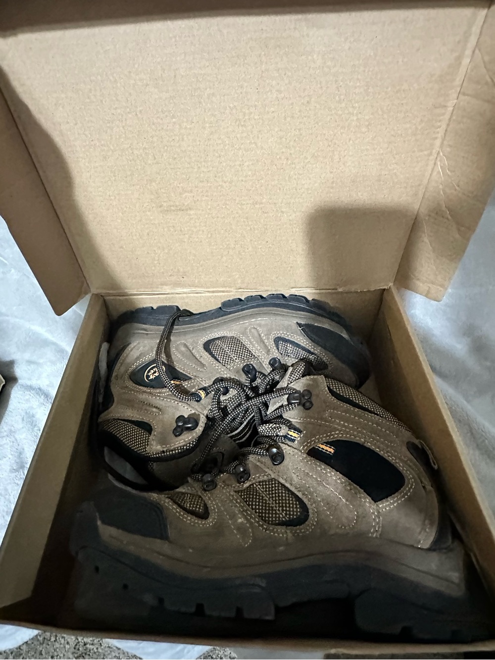 Kids Brown Hiking Boots - Durable Outdoor Trail Shoes